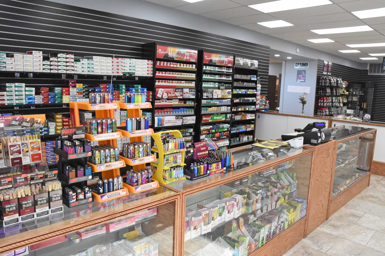 Ames Smoke Shop-Ames IA - Image 1